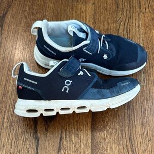 On Running Kids' Dark Blue and White Sneakers